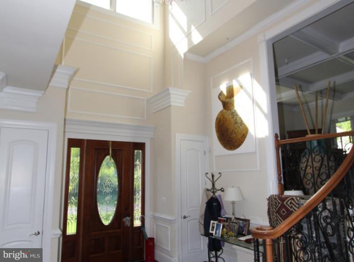 8505 Howell Road Bethesda, MD 20817 - Photo 20 of 30 Interior (General)