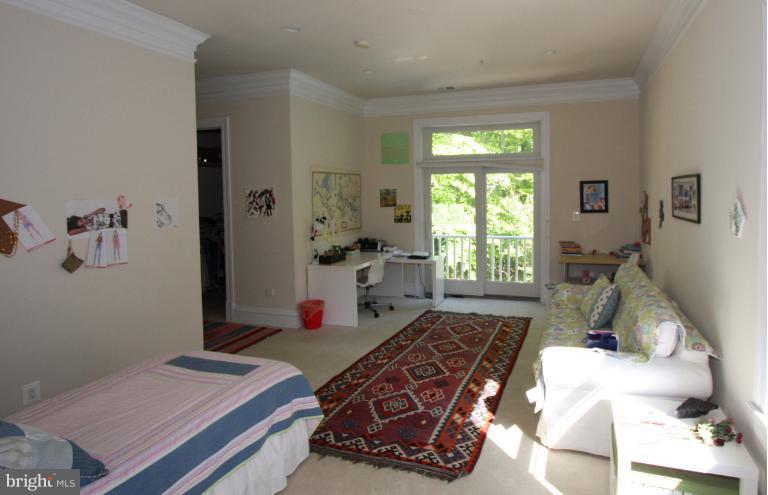 8505 Howell Road Bethesda, MD 20817 - Photo 24 of 30 Bedroom