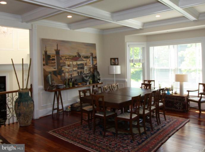 8505 Howell Road Bethesda, MD 20817 - Photo 4 of 30 Dining Room