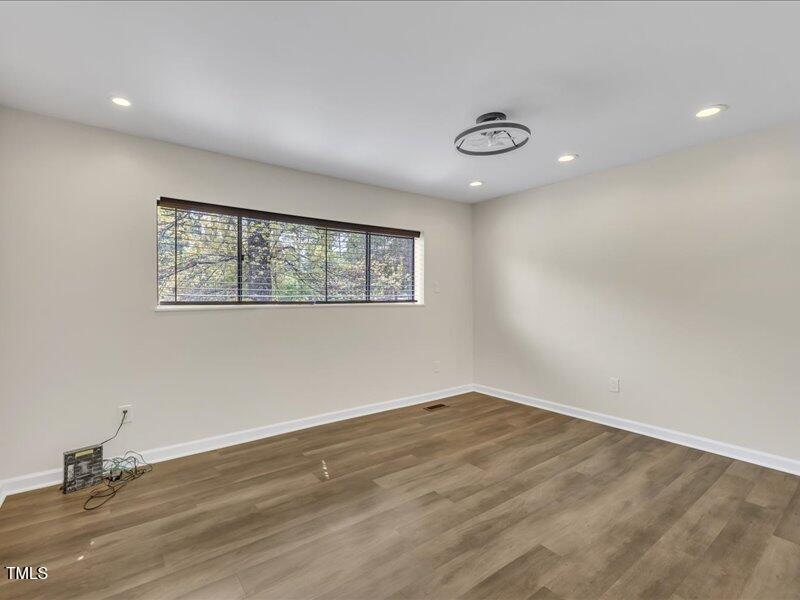 717 East Millbrook Road Raleigh, NC 27609 - Photo 16 of 21