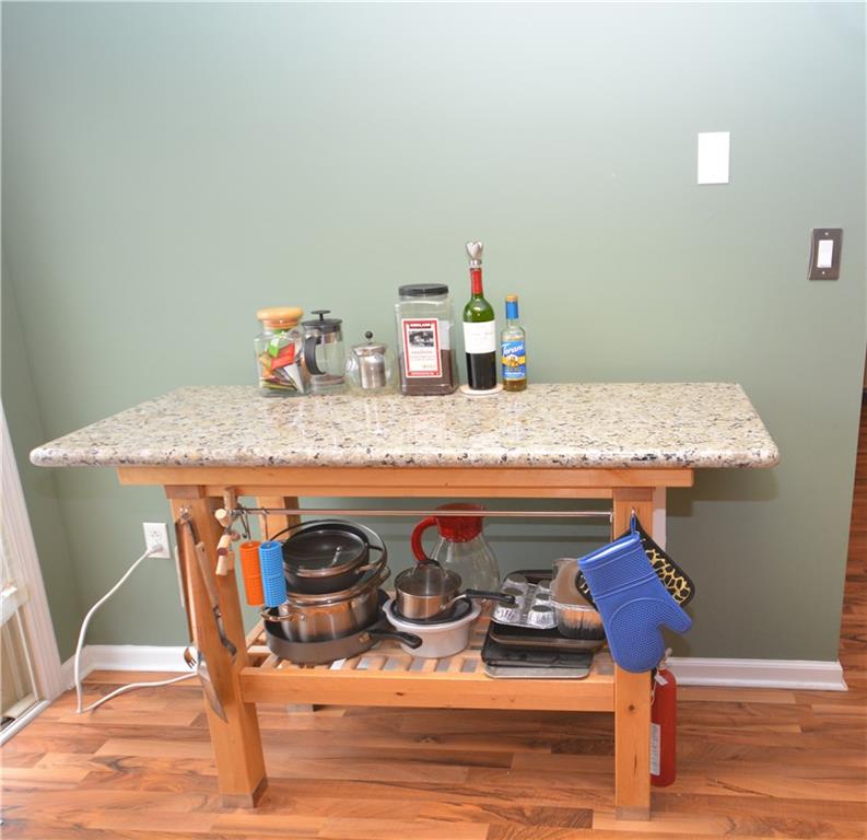 218 Grace Street McKees Rocks, PA 15136 - Photo 9 of 22 Granite topped island stays.
