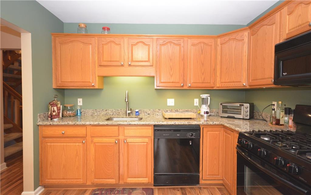 218 Grace Street McKees Rocks, PA 15136 - Photo 10 of 22