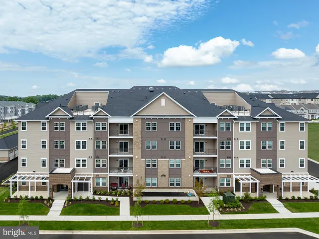 $612,990 | 13240 Petrel Street, Unit 5203, Clarksburg, MD 20871