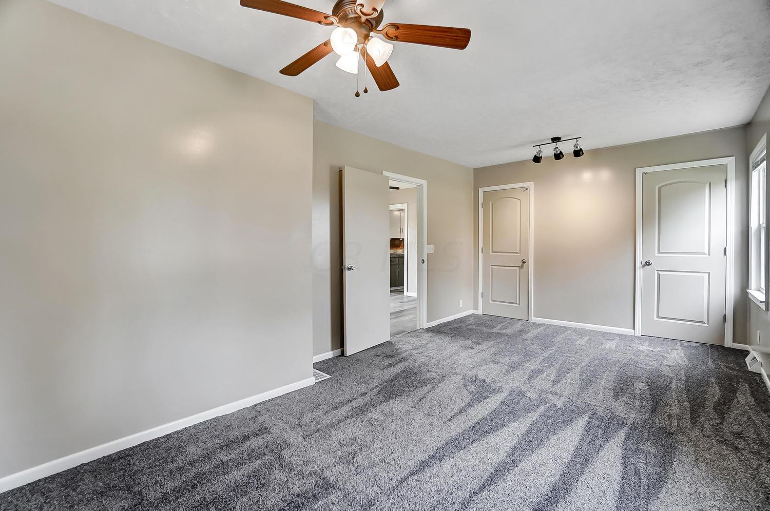 2815 Sugar Grove Road Southeast Lancaster, OH 43130 - Photo 13 of 31 Gallery Image 13