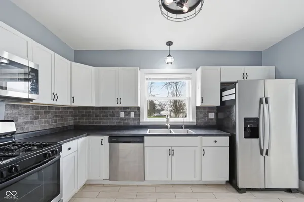 $399,900 | 4491 East 00 N South, Kokomo, IN 46902
