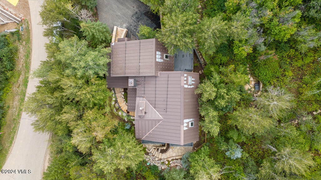 850 Eagle Drive Eagle-Vail, CO 81620 - Photo 32 of 32 an aerial view of a house
