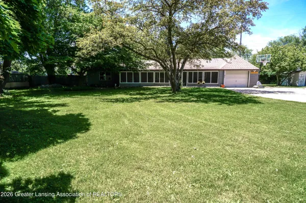 $279,999 | 617 Winifred Avenue, Lansing, MI 48917