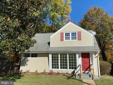 6909 Quander Road Alexandria, VA 22307 - Photo 1 of 36 CLOSE UP OF FRONT OF HOUSE