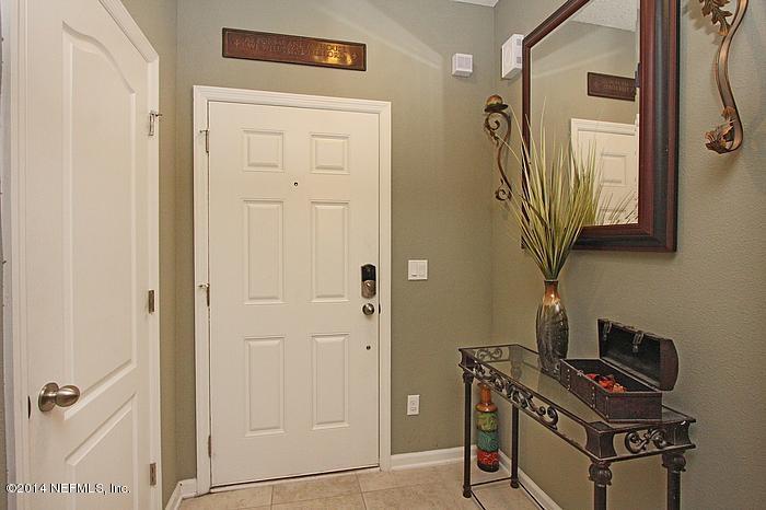 3826 Chasing Falls Road Orange Park, FL 32065 - Photo 2 of 22 foyer_700