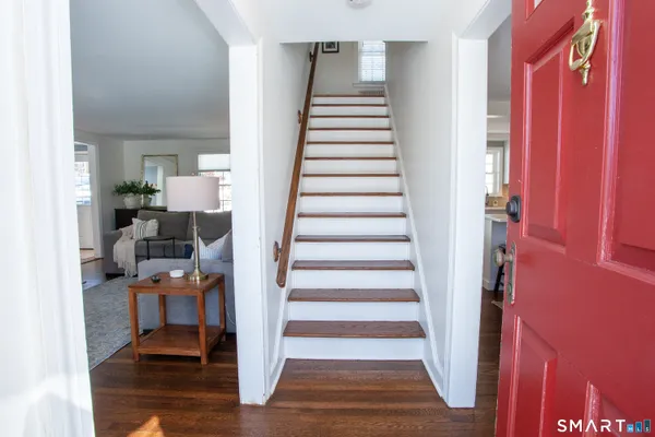 $444,000 | 72 Dyer Avenue, Canton, CT 06019