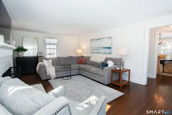 $444,000 | 72 Dyer Avenue, Canton, CT 06019