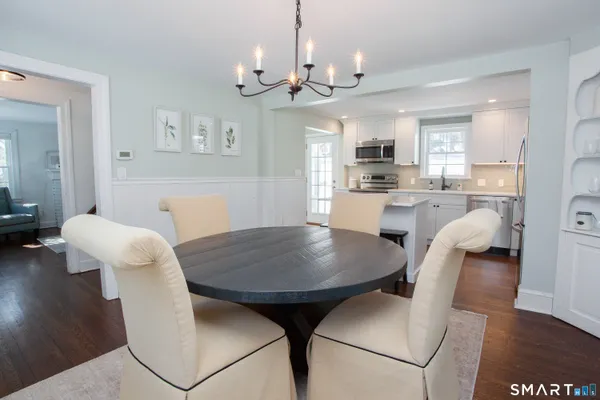 $444,000 | 72 Dyer Avenue, Canton, CT 06019