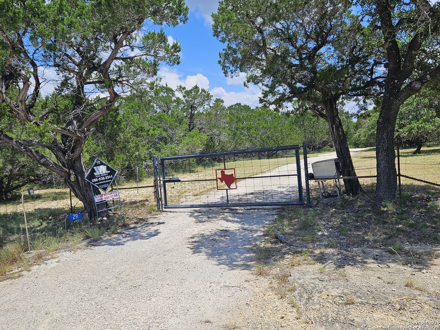 29 Green Cedar Road Boerne, TX 78006 - Photo 1 of 39 a view of park