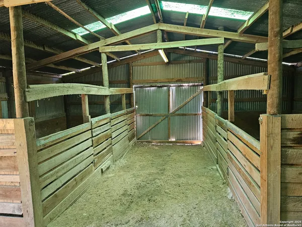 a view of an outdoor space