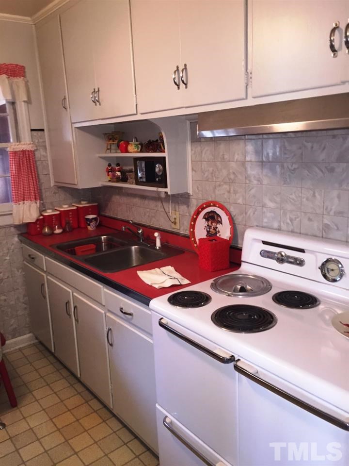 1208 Norris Street Raleigh, NC 27604 - Photo 6 of 17