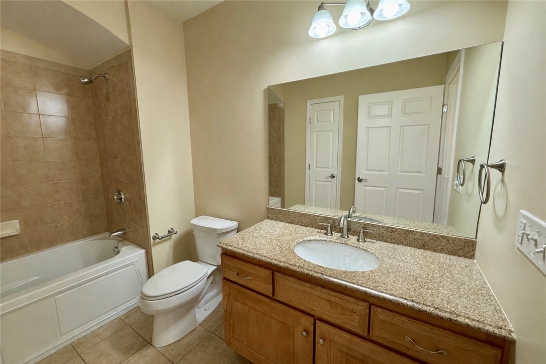 70 Turner Street, Unit E2 Warwick, RI 02886 - Photo 28 of 31