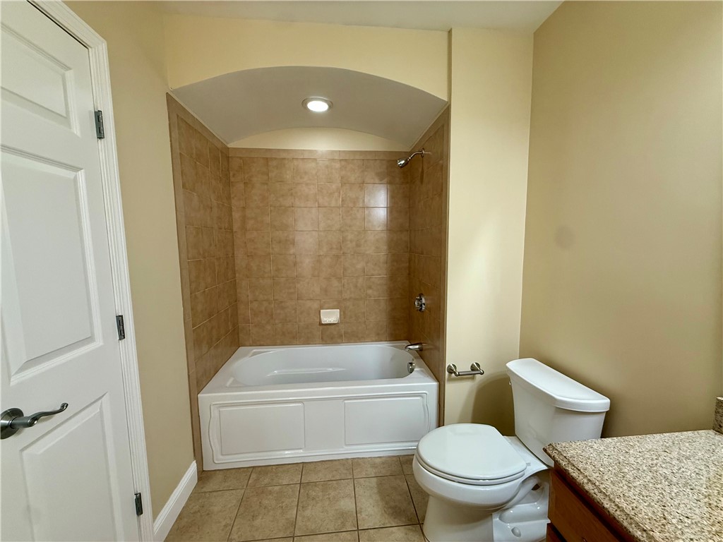 70 Turner Street, Unit E2 Warwick, RI 02886 - Photo 29 of 31