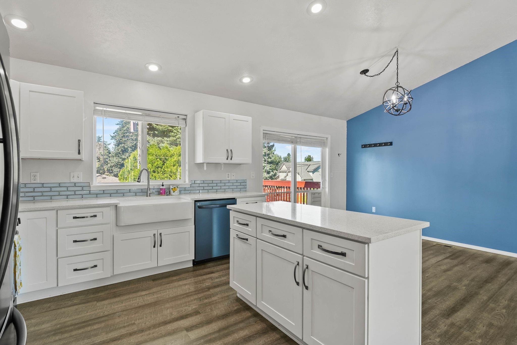 1208 South Pierce Road Spokane Valley, WA 99206 - Photo 7 of 28 Gallery Image 7