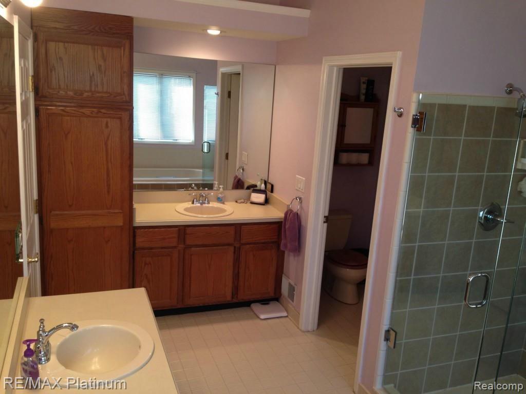 12870 Holtforth Road Fenton, MI 48430 - Photo 22 of 44 IMG_3187.jpg