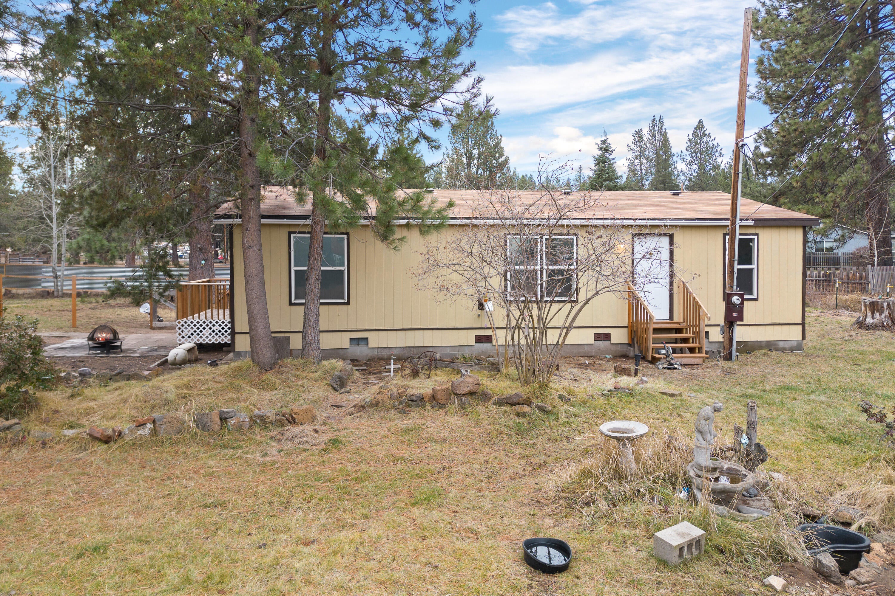 59819 Cheyenne Road Bend, OR 97702 - Photo 1 of 28 Perfect Setting