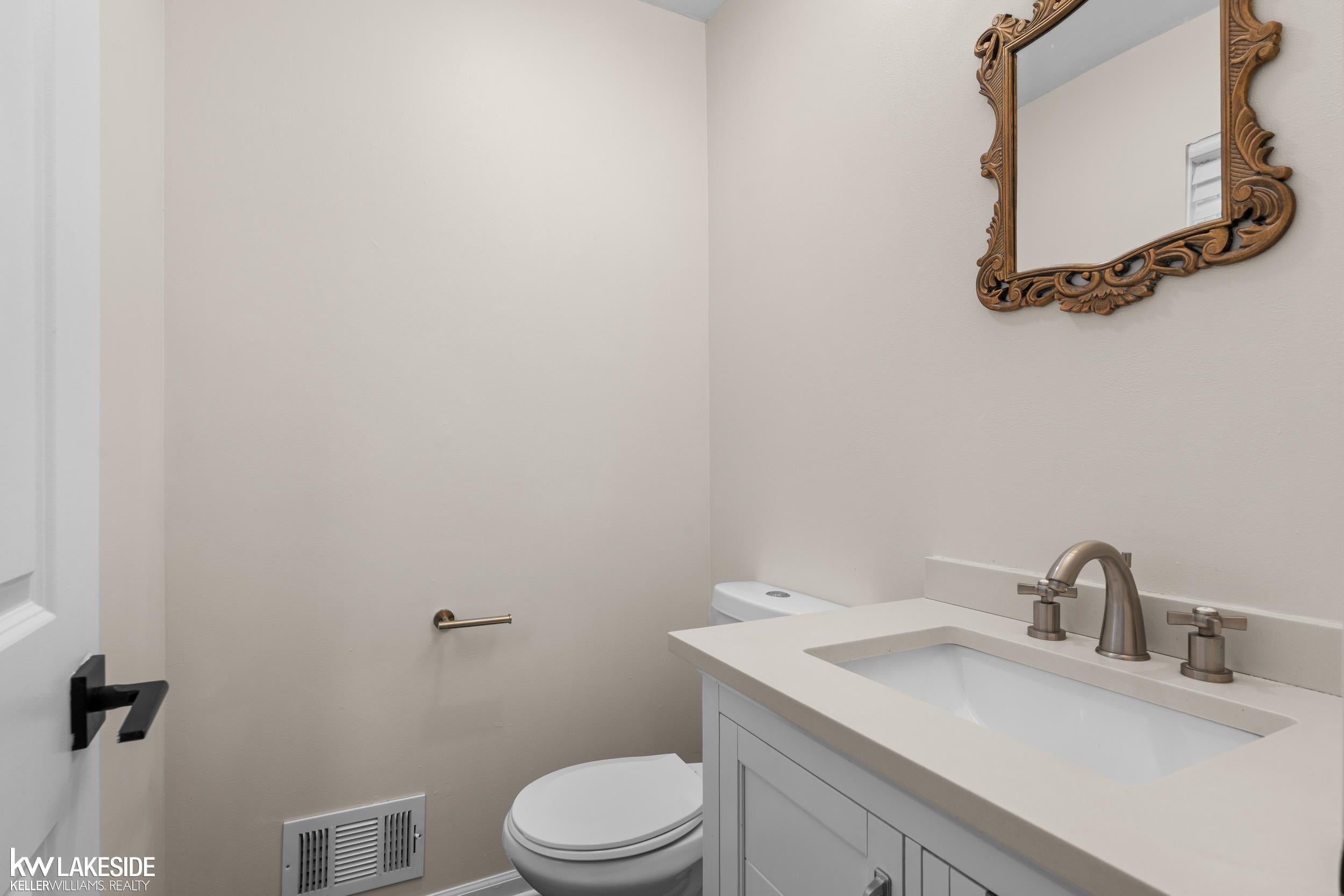 758 Miller Road Lake Orion, MI 48362 - Photo 15 of 33 Gallery Image 15