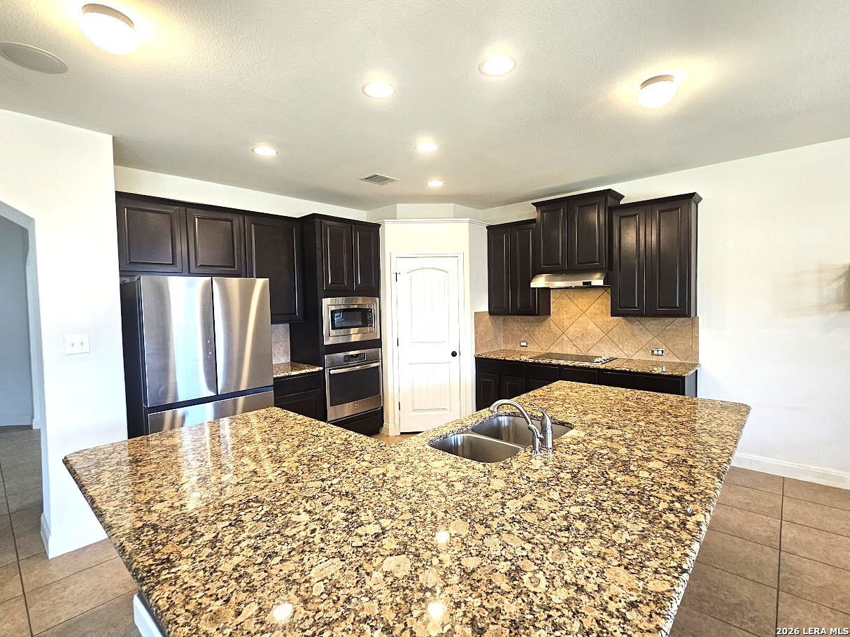 632 Perugia Cibolo, TX 78108 - Photo 3 of 54