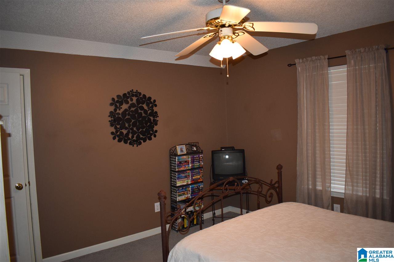 609 Park Forest Lane Alabaster, AL 35007 - Photo 36 of 40