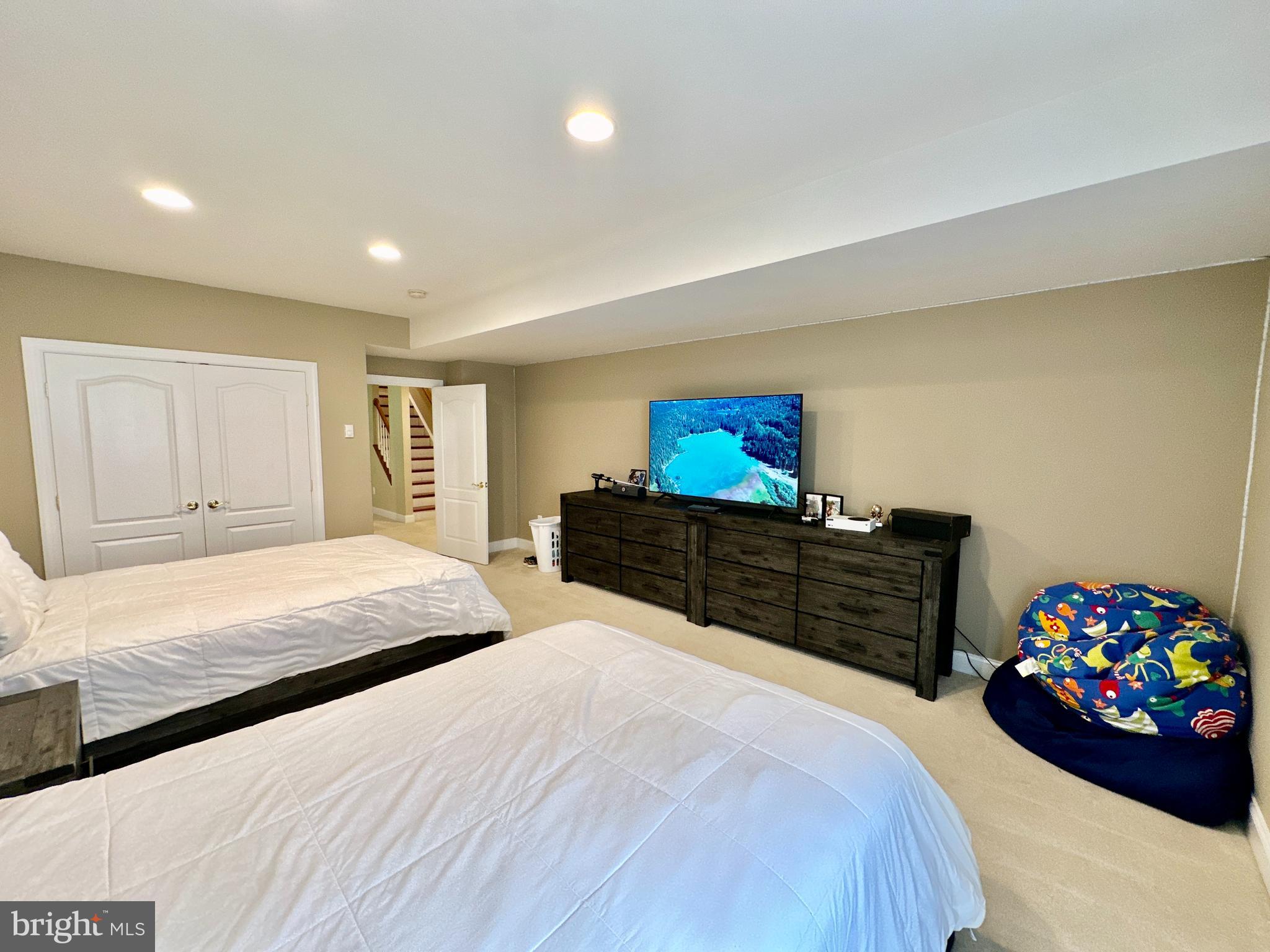 513 Broad Stream Lane Riva, MD 21140 - Photo 57 of 67 a bedroom with bed and a window