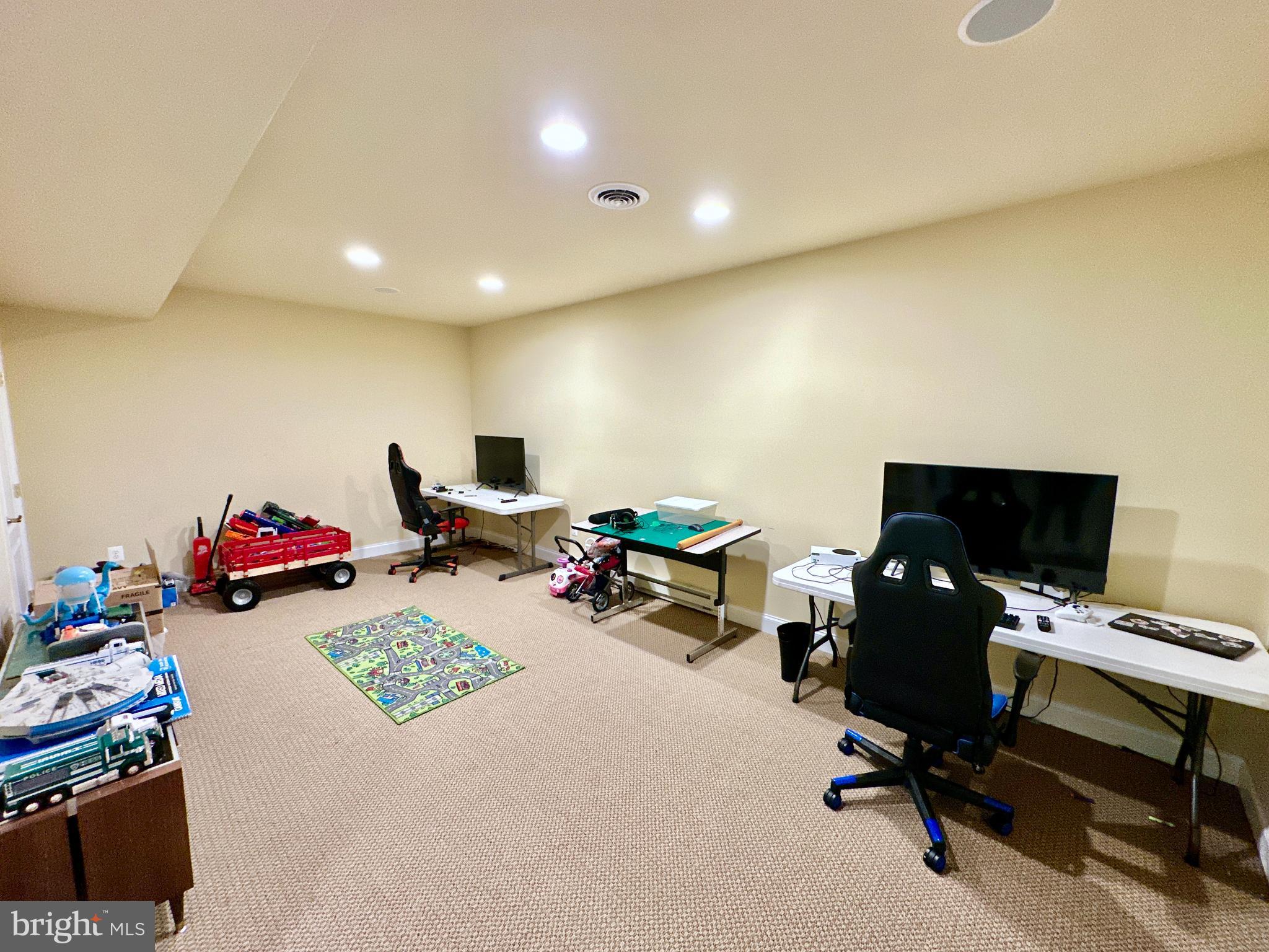 513 Broad Stream Lane Riva, MD 21140 - Photo 60 of 67 a view of a workspace with furniture