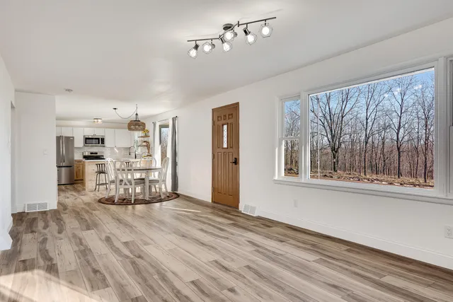 $435,000 | N305 Neisen Road, Greenfield, WI 54623