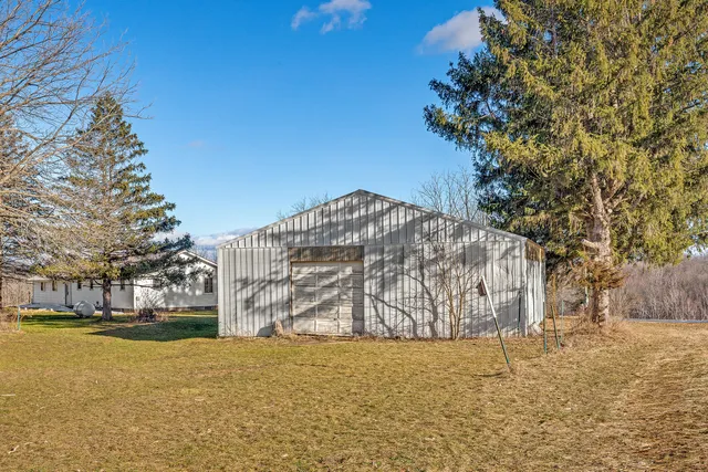 $435,000 | N305 Neisen Road, Greenfield, WI 54623