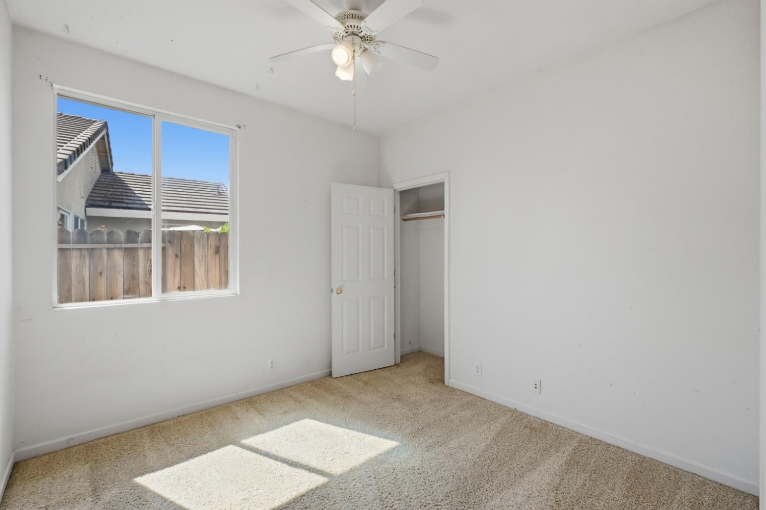 5821 Ridgepoint Drive Antelope, CA 95843 - Photo 23 of 30