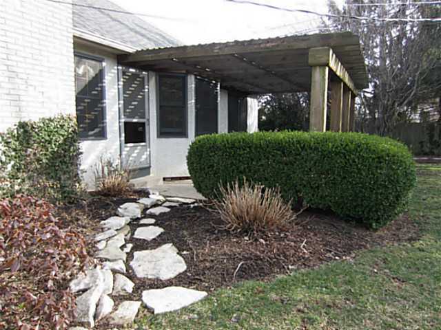 4255 Randmore Road Columbus, OH 43220 - Photo 20 of 23