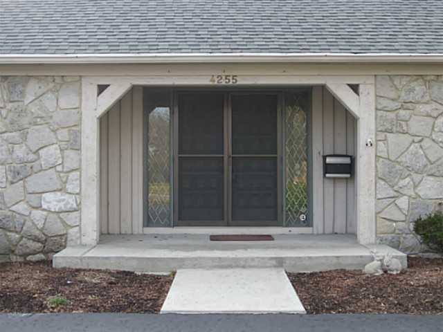4255 Randmore Road Columbus, OH 43220 - Photo 2 of 23