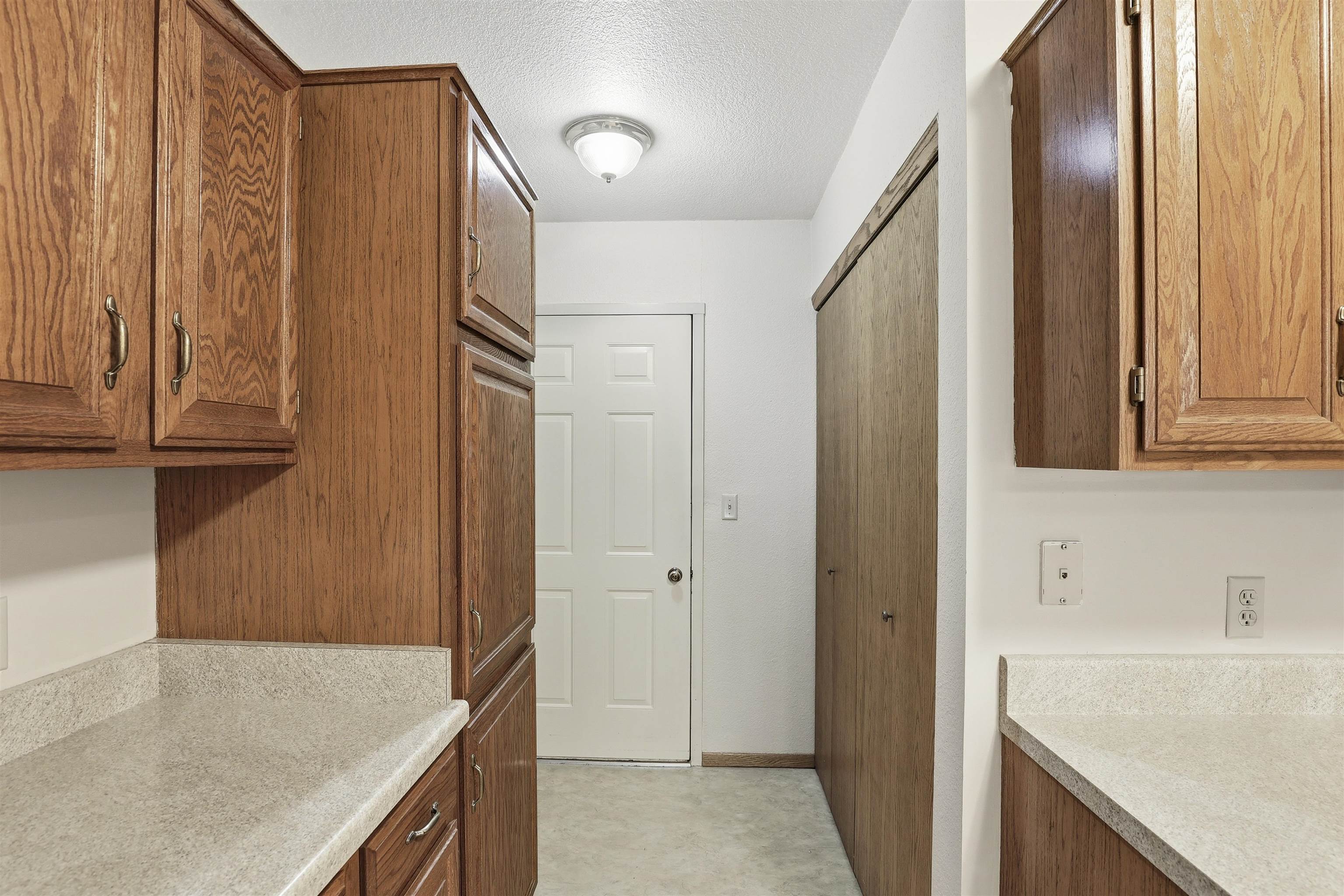 82 Spencer Village Court Appleton, WI 54914 - Photo 21 of 22