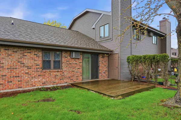 $199,900 | 82 Spencer Village Court, Appleton, WI 54914