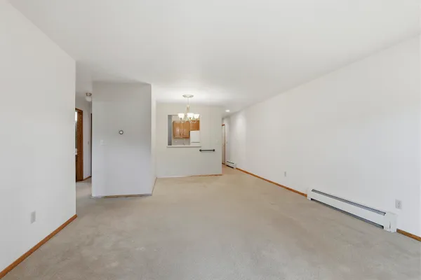 $199,900 | 82 Spencer Village Court, Appleton, WI 54914