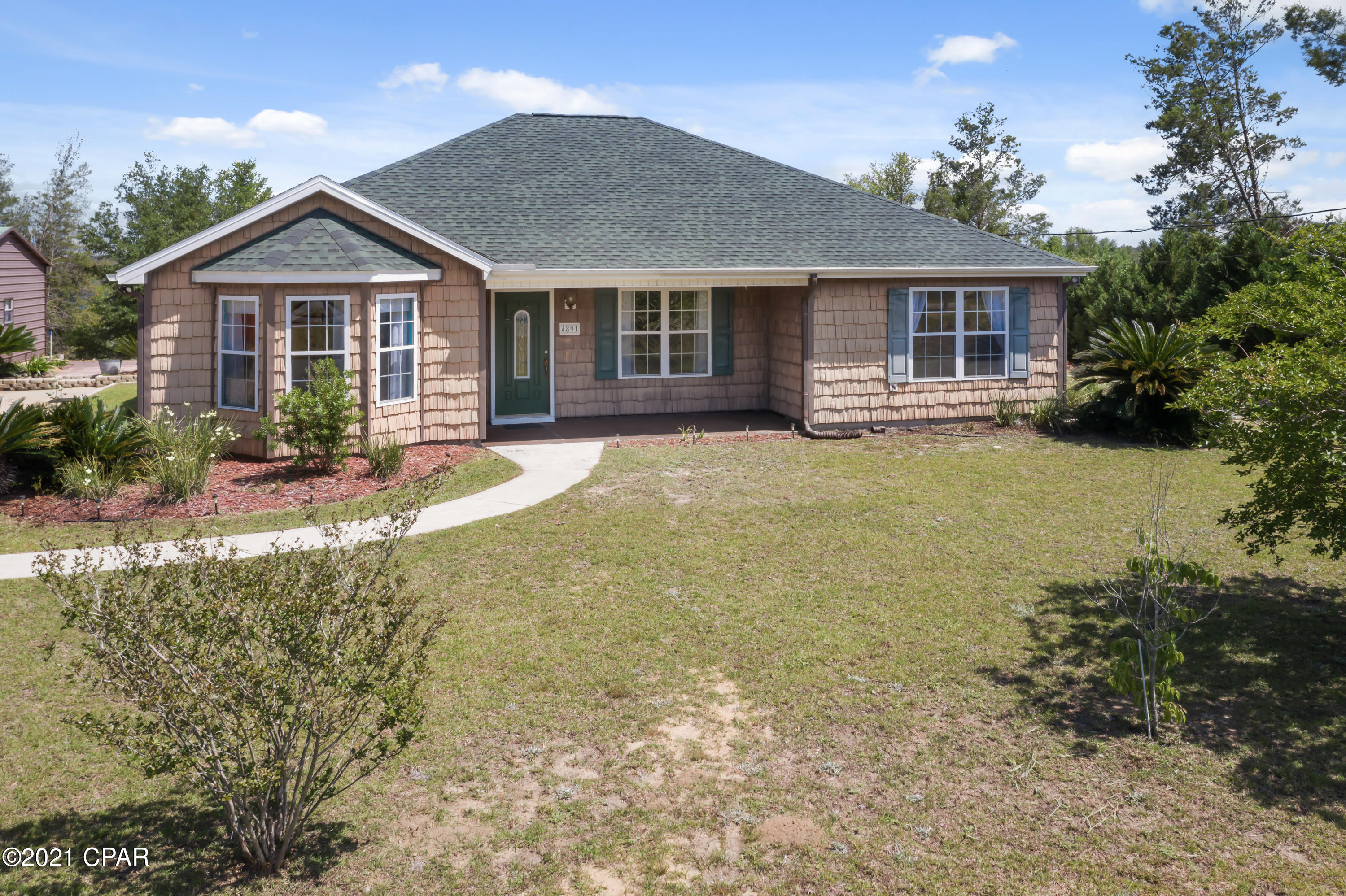 4891 Lake Ridge Drive Chipley, FL 32428 - Photo 2 of 29 Gallery Image 2