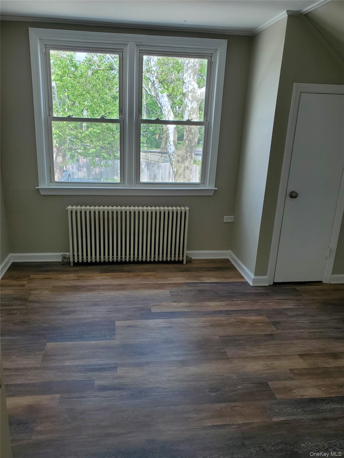 37 Maplewood Road, Unit 4 Huntington Station, NY 11746 - Photo 6 of 9