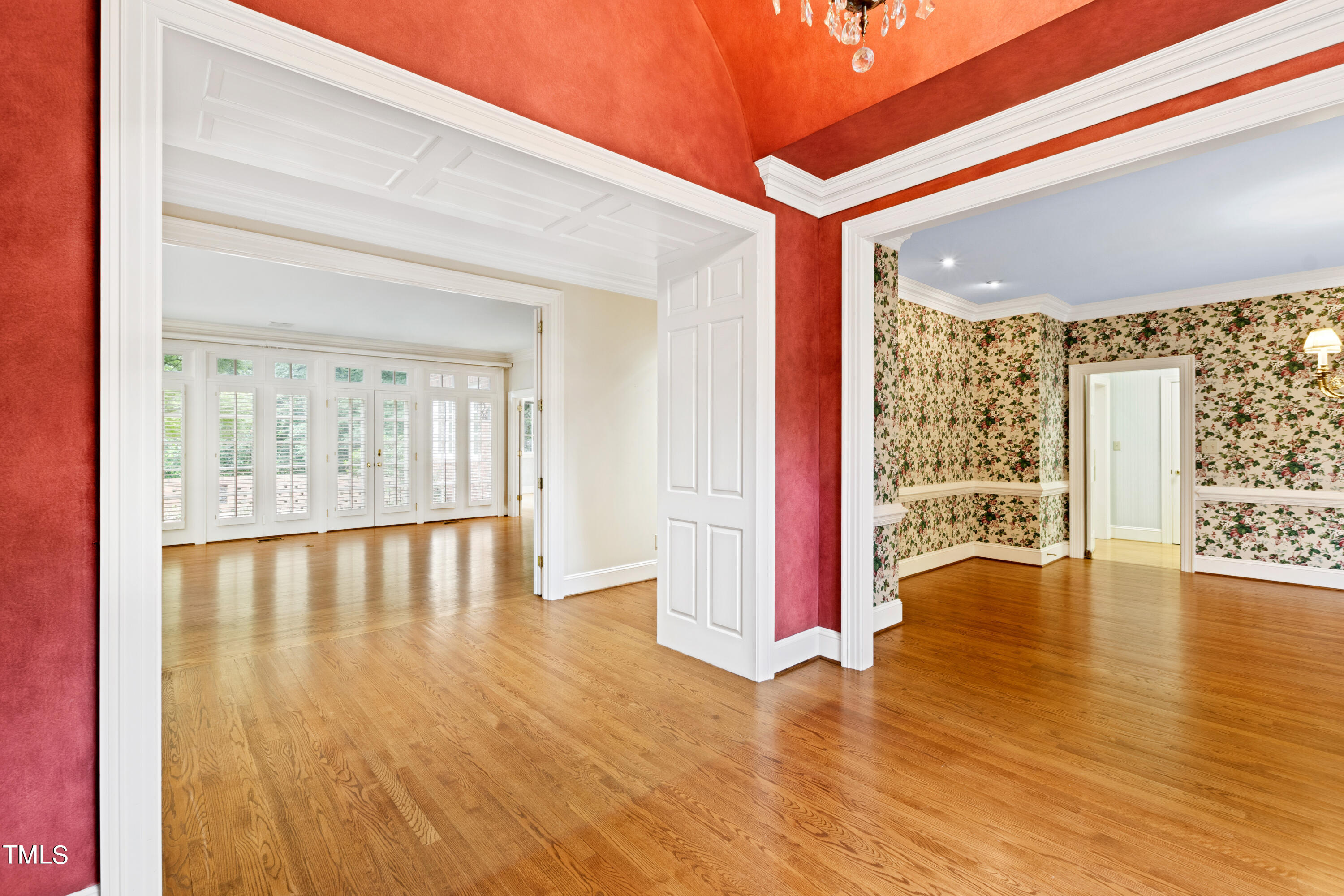 1904 Chase Court Raleigh, NC 27607 - Photo 5 of 68 Foyer 2