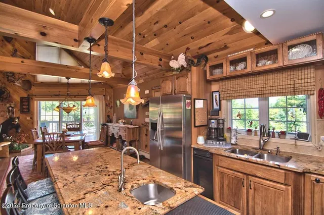 $849,000 | 20429 Highway 171, Susquehanna, PA 18847