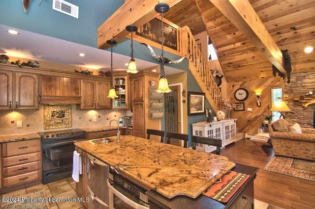 $849,000 | 20429 Highway 171, Susquehanna, PA 18847