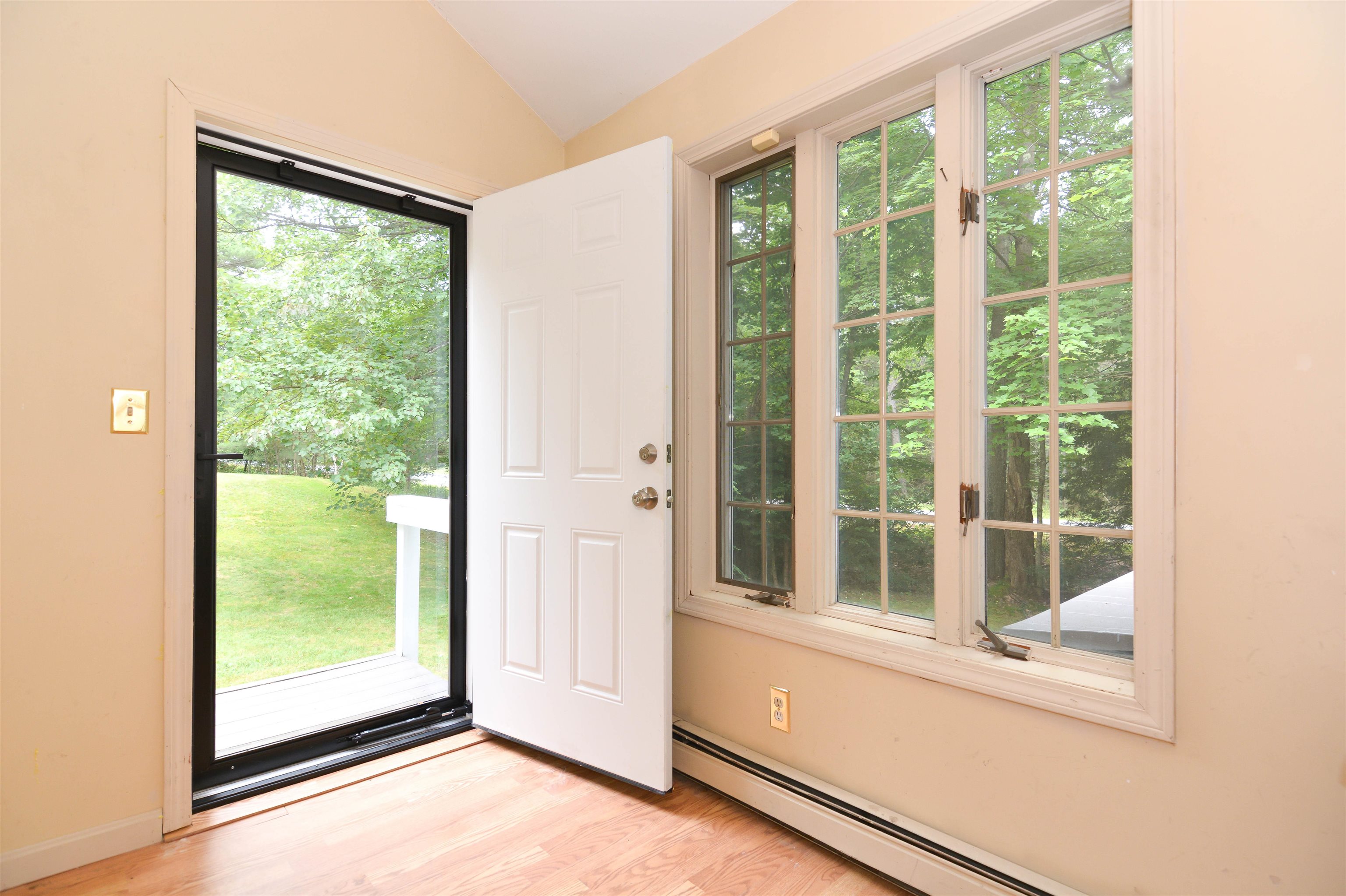 154 Leightons Corner Road Strafford, NH 03884 - Photo 7 of 41