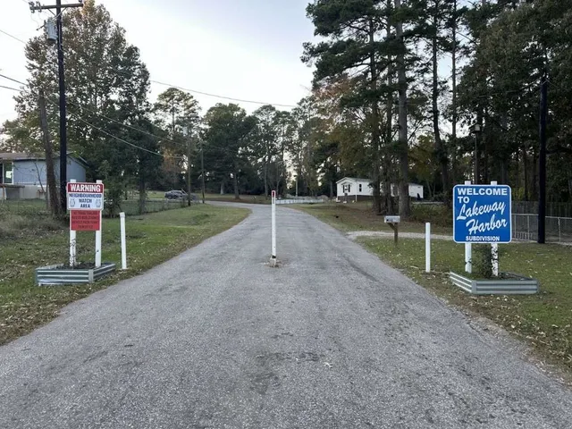 a park view with a entertaining space