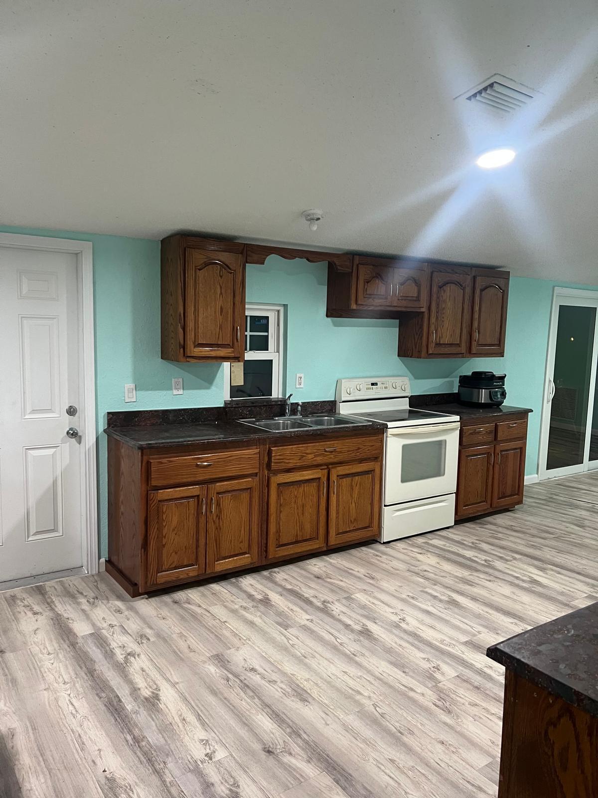 20480 Northwest 294th Street Okeechobee, FL 34972 - Photo 5 of 12 kitchen 3