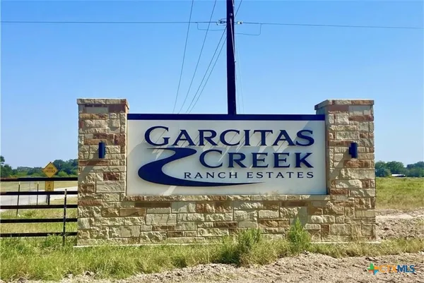 $155,200 | 0 Sydnie Rnch Road, Inez, TX 77968