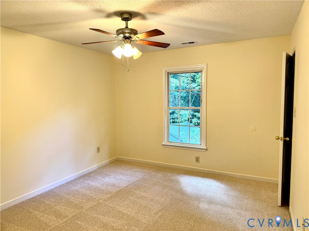 11018 Heathstead Road Chester, VA 23831 - Photo 23 of 35