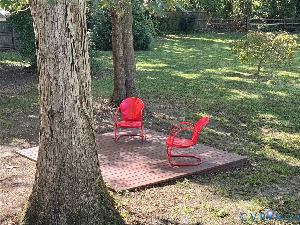 11018 Heathstead Road Chester, VA 23831 - Photo 32 of 35 Grilling platform