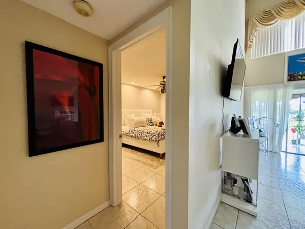 $420,000 | 7426 Pinewalk Drive South, Unit 7426, Margate, FL 33063