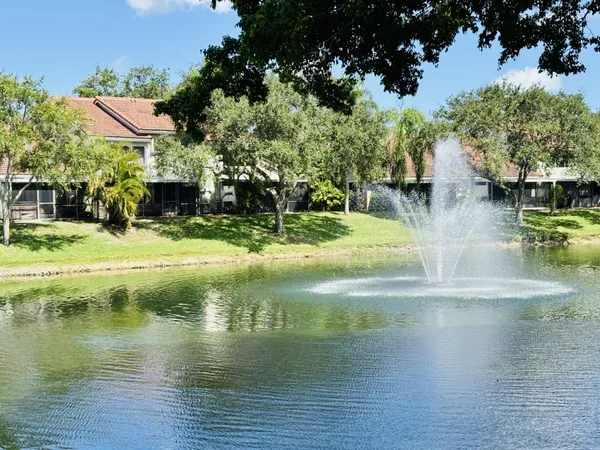 $420,000 | 7426 Pinewalk Drive South, Unit 7426, Margate, FL 33063